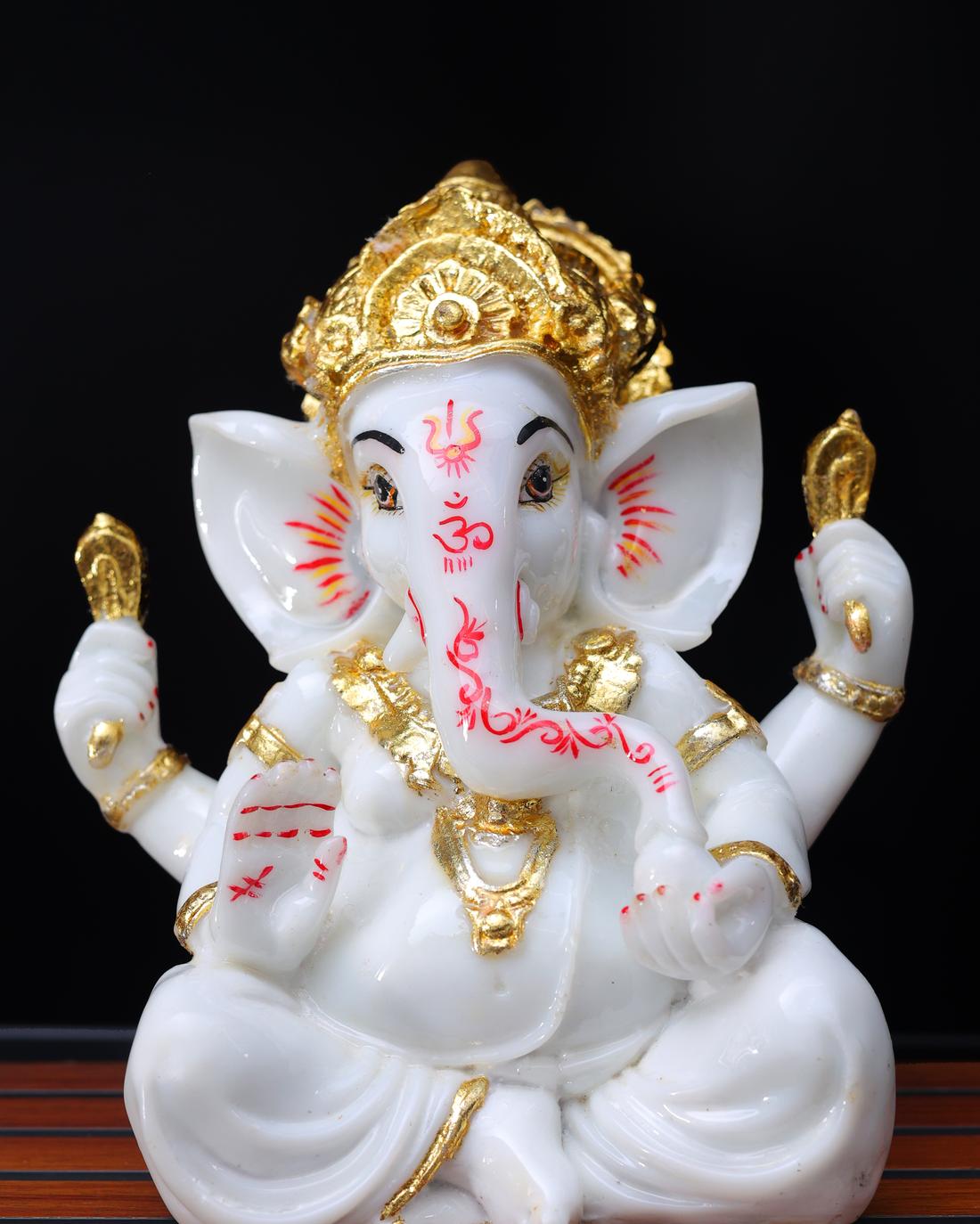 Raja Ganesh (Med)