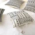 Liny is simple black white engineering, a north, northern pillow bag, simple, decorative cushion Liny is simple black white engineering, a north, northern pillow bag, simple, decorative cushion
