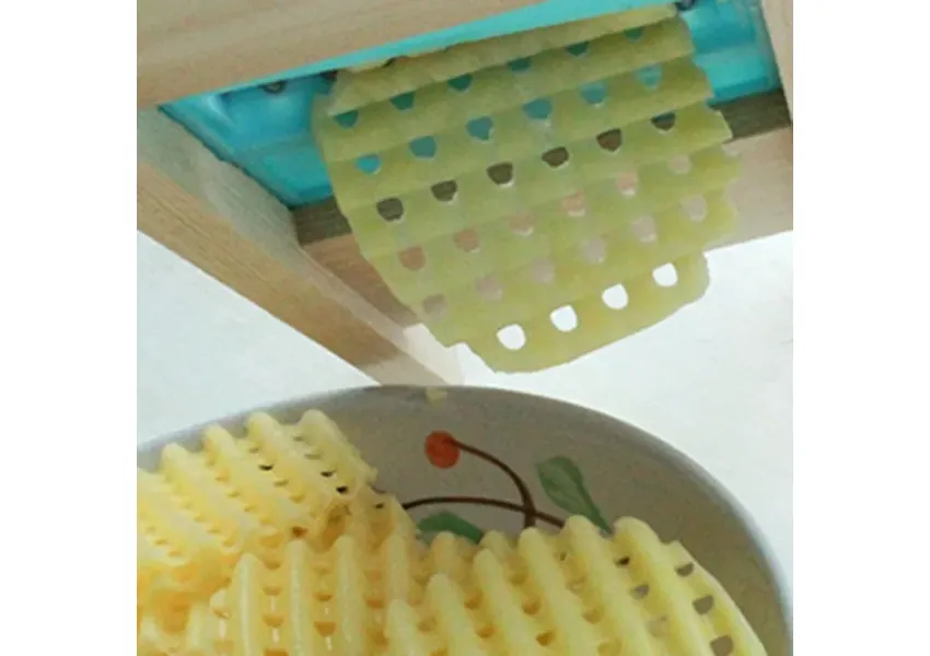 Rust -resistant potato grater, fried potato mesh, slices, potatoes, vegetable cutter, French kitchen, home tool Rust -resistant potato grater, fried potato mesh, slices, potatoes, vegetable cutter, French kitchen, home tool