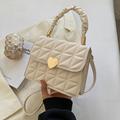 Women of the shoulder bag fashion, leather leather, heart leather Women of the shoulder bag fashion, leather leather, heart leather