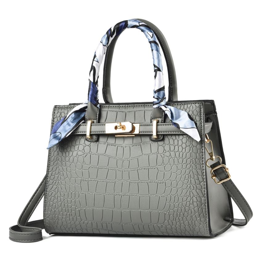 Women's handbags for 2022 women's handbags made of leather handbag in the form of a crocodile for women's handbags designed across the body women's handbags Women's handbags for 2022 women's handbags made of leather handbag in the form of a crocodile for women's handbags designed across the body women's handbags