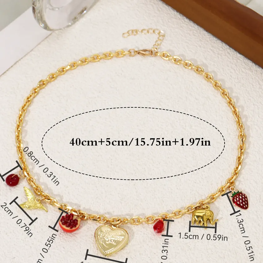 Creative stainless steel sea star flower golden necklace ladies ladies magic of fashion and jewelry Creative stainless steel sea star flower golden necklace ladies ladies magic of fashion and jewelry