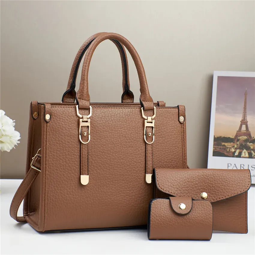 شنطة كتف نسائية جديدة لعام 2025، شنطة رئيسية فاخرة من تصميم Bolsas Femininas Tendencia، شنطة من تصميم Bolsas Femininas Tendencia شنطة كتف نسائية جديدة لعام 2025، شنطة رئيسية فاخرة من تصميم Bolsas Femininas Tendencia، شنطة من تصميم Bolsas Femininas Tendencia