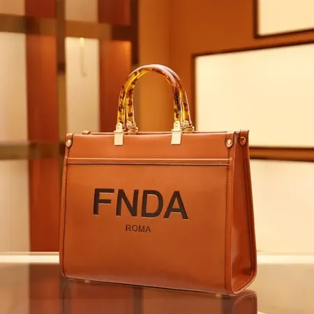 Luxury Women's Handbag high quality Soft leather shoulder bag Carros bags for women simply a wallet