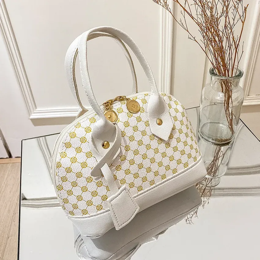 Loving flower, one shoulder handbag, a small crossbar with the body, Korean fashion