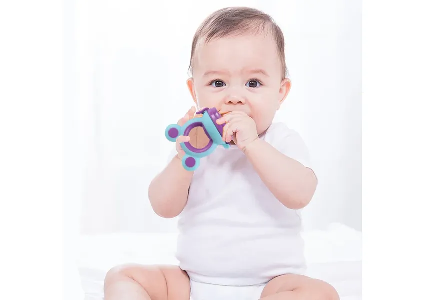 Baby biting nipple salad, nutritious fruits for newborns. Baby biting nipple salad, nutritious fruits for newborns.