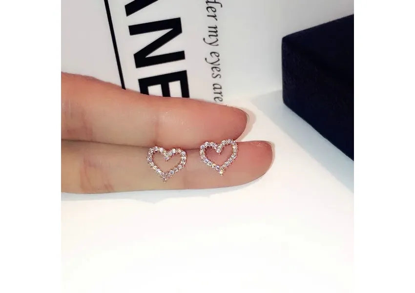 2025 Korean Style S925 Silver Heart Earrings 2025 Korean Style S925 Silver Heart Earrings