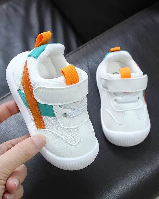 Baby shoes four seasons shoes 0 to 3 years old shoes soft shoes below not to slip girls boys a single shoe network Baby shoes four seasons shoes 0 to 3 years old shoes soft shoes below not to slip girls boys a single shoe network