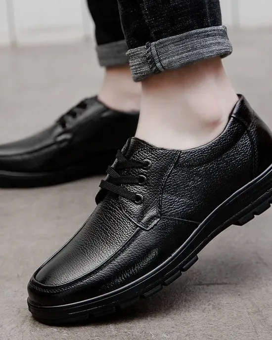 Natural leather shoes men's casual shoes of cow leather business brand Business Soft and comfortable men in black Natural leather shoes men's casual shoes of cow leather business brand Business Soft and comfortable men in black