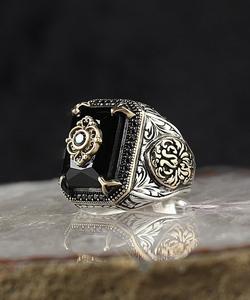 Vintage اليدوية التركية Signet الدائري للرجال النساء الفضة القديمة اللون منحوتة النسر الدائري الأخضر الزركون البطانة الشرير موتور السائق
