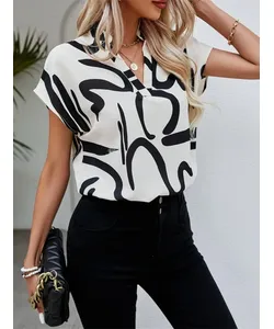 Women's blouse printed with V -shaped neck hole, unofficial upper clothes for women, short sleeve in the bat, simple style, summer