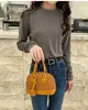 Loving flower, one shoulder handbag, a small crossbar with the body, Korean fashion Loving flower, one shoulder handbag, a small crossbar with the body, Korean fashion