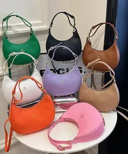 French handbag is 2024 semi -circular in the form of one -shoulder crescent