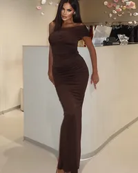 Maxi -shoulder dress from mozision for women without sleeves with a narrow stylish stylish Summer dress for parties and clubs long dress for parties