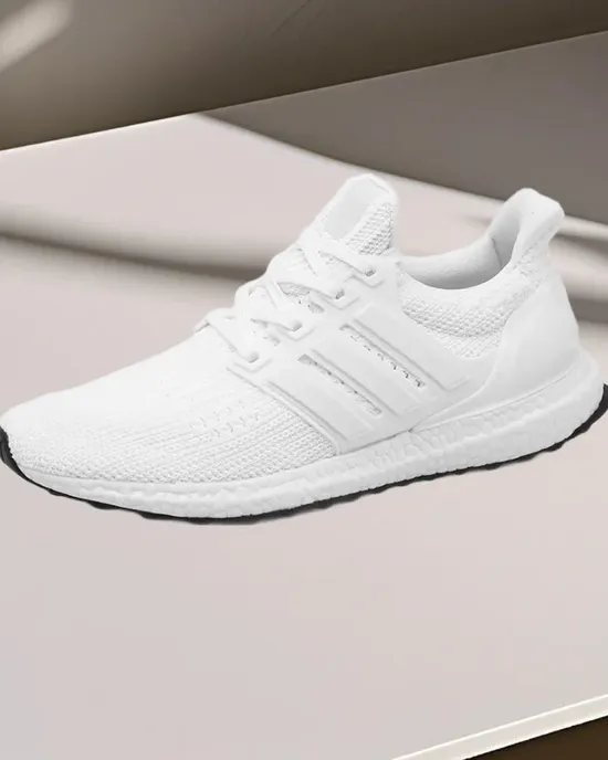 The 2025 sports shoes adopt a porcilized network with thick soles and the effects of the tusks effect of the upper part. The 2025 sports shoes adopt a porcilized network with thick soles and the effects of the tusks effect of the upper part.