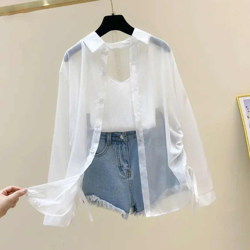 Women's shirts are thin, thin summer, transparent, normal fashion, sweet Retro Cole, the famous street, every youth beach match Women's shirts are thin, thin summer, transparent, normal fashion, sweet Retro Cole, the famous street, every youth beach match